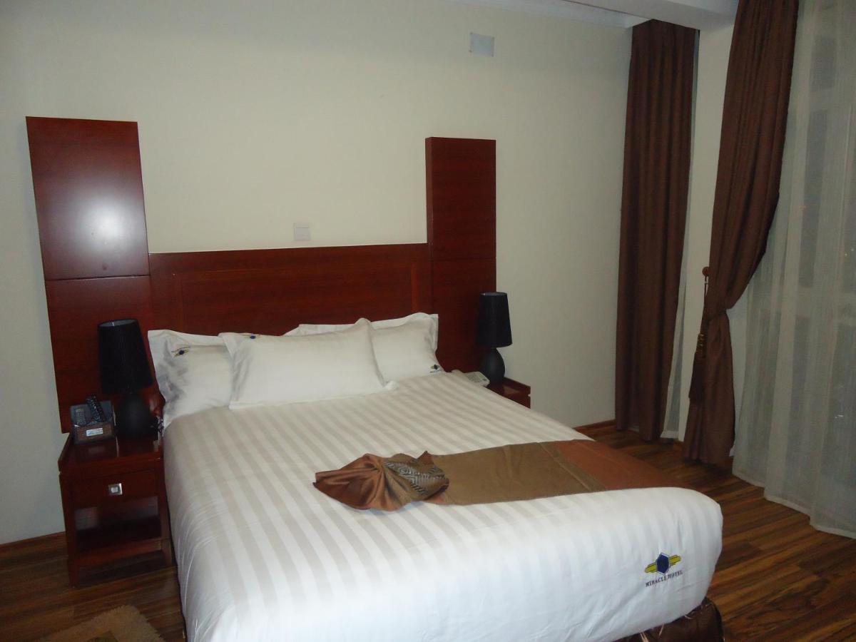 Miracle Hotel Addis Ababa Eksteriør billede